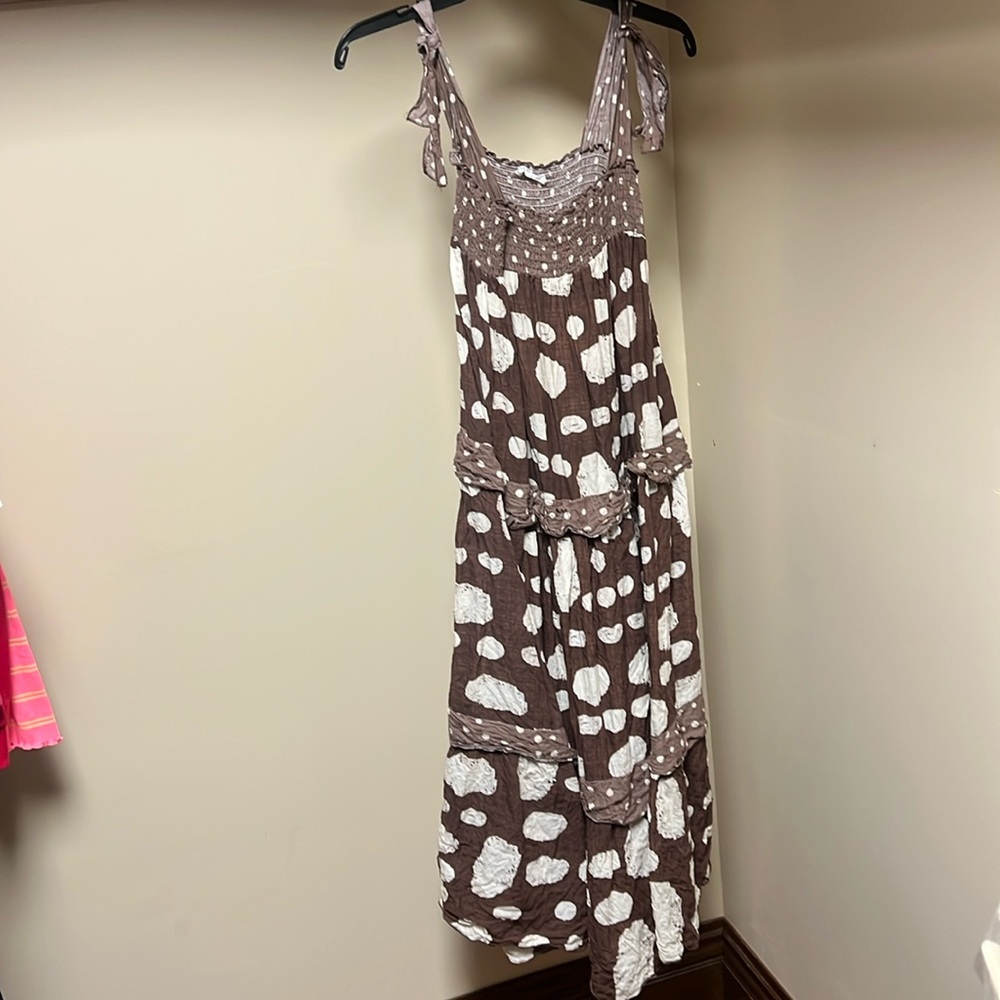 Women’s Bucketlist Brown Polka Dot Dress Size Large